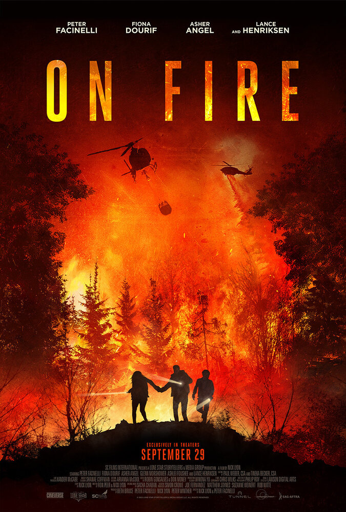 В огне (2023) постер